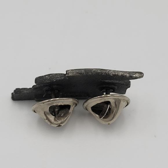 Harley Davidson Motorcycle Biker Rider Jacket Vest Eagle Metal Accessory Pin - Picture 4 of 4